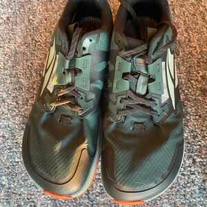 Altra Men's Athletic Shoes - Green and Black